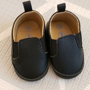 Black Leather Baby Slides Crib Shoes Size 2
